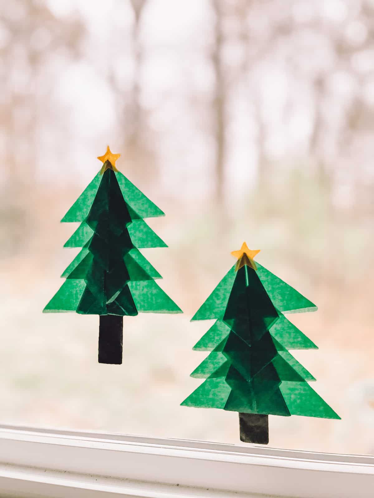 Origami Christmas decorations - Gathered